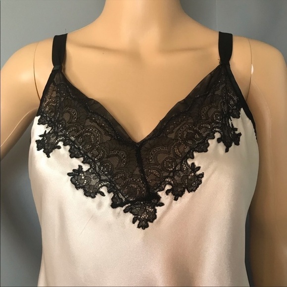 Oscar de la Renta Pink Label Camisole – Cream & Black Lace – Size Small - Picture 2 of 7